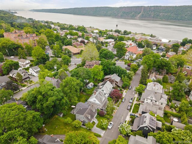 30 Elm Place, Hastings-on-hudson, NY 10706