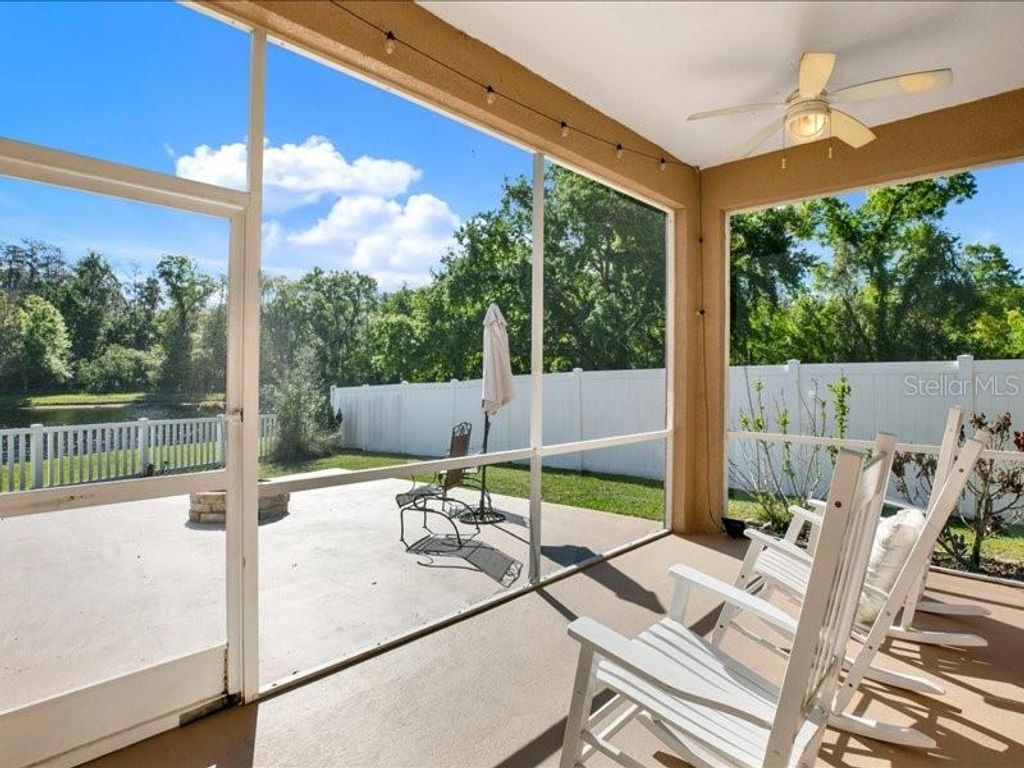 Image 23 of property listing at 13305 TIGER LILLY LANE, Tampa, FL 33625