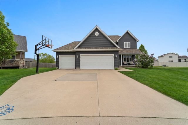 409 Tailfeather Court NW, Bondurant, IA 50035