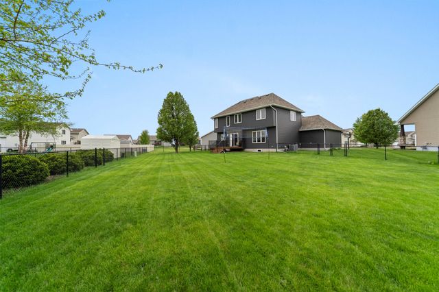 409 Tailfeather Court NW, Bondurant, IA 50035