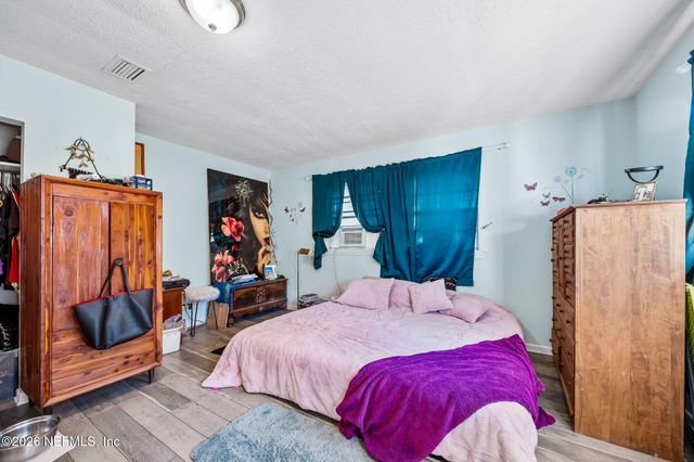 862 PIONEER Drive, Jacksonville, FL 32233