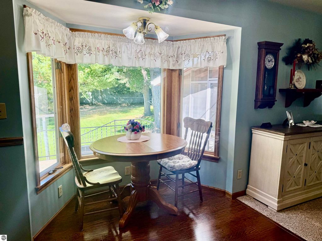 Image 24 of property listing at 135 Fox Place, St Louis, MI 48880