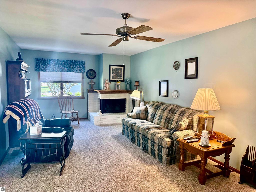 Image 30 of property listing at 135 Fox Place, St Louis, MI 48880