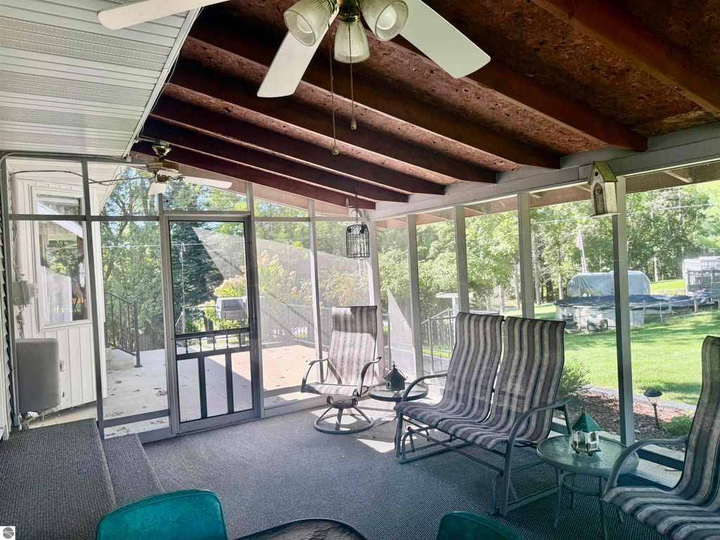 Image 34 of property listing at 135 Fox Place, St Louis, MI 48880