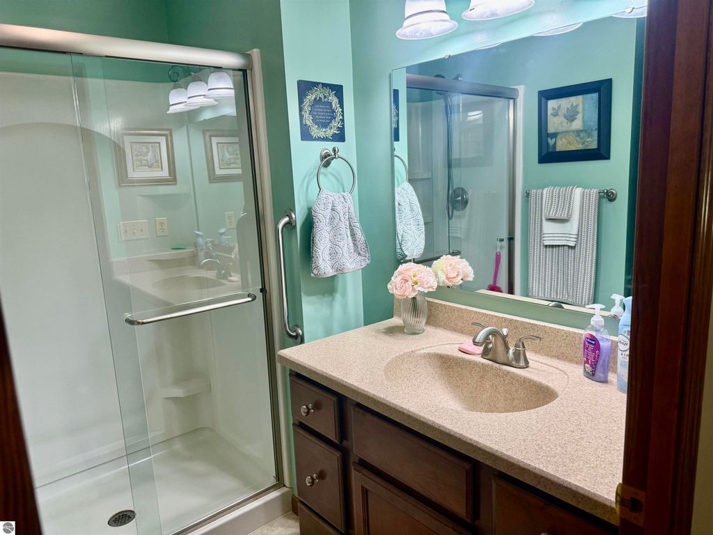 Image 41 of property listing at 135 Fox Place, St Louis, MI 48880