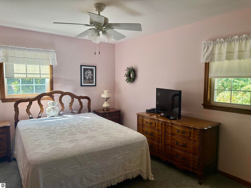 Image 45 of property listing at 135 Fox Place, St Louis, MI 48880