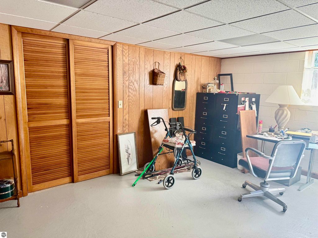 Image 56 of property listing at 135 Fox Place, St Louis, MI 48880