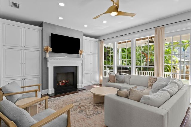 12 S TREASURE DRIVE, Tampa, FL 33609