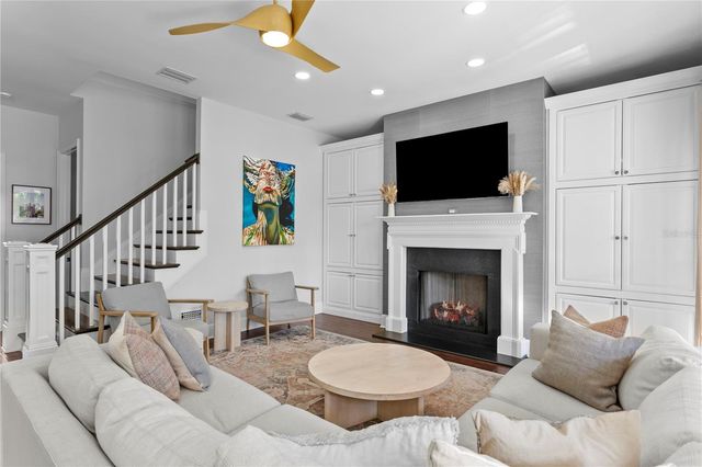 12 S TREASURE DRIVE, Tampa, FL 33609