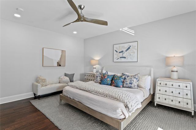 12 S TREASURE DRIVE, Tampa, FL 33609