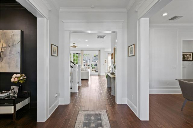 12 S TREASURE DRIVE, Tampa, FL 33609