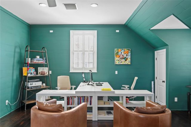 12 S TREASURE DRIVE, Tampa, FL 33609