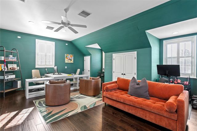 12 S TREASURE DRIVE, Tampa, FL 33609