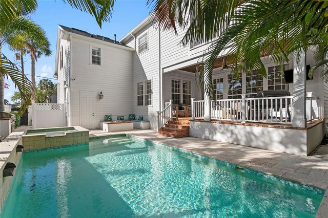 12 S TREASURE DRIVE, Tampa, FL 33609