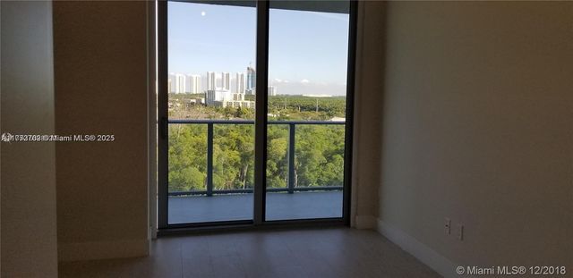 16385 Biscayne Blvd 1019, North Miami Beach, FL 33160