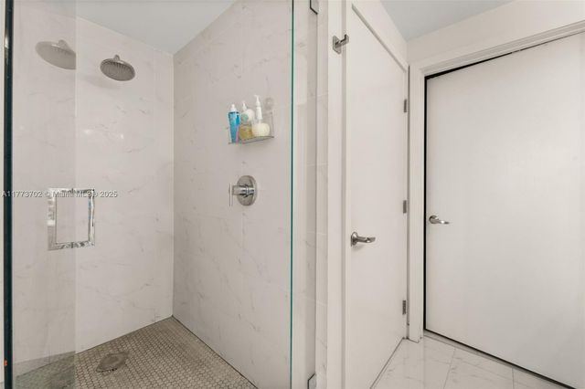 16385 Biscayne Blvd 1019, North Miami Beach, FL 33160