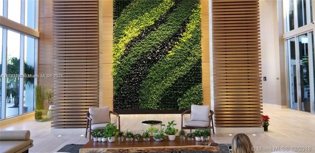 16385 Biscayne Blvd 1019, North Miami Beach, FL 33160