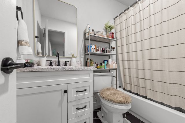 5721 Macneill Drive, Haltom City, TX 76148