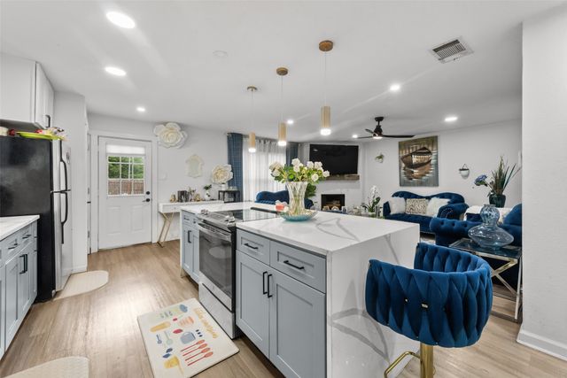 5721 Macneill Drive, Haltom City, TX 76148