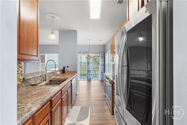 45 Telford Street, Savannah, GA 31407