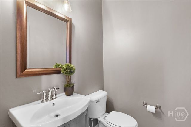 45 Telford Street, Savannah, GA 31407