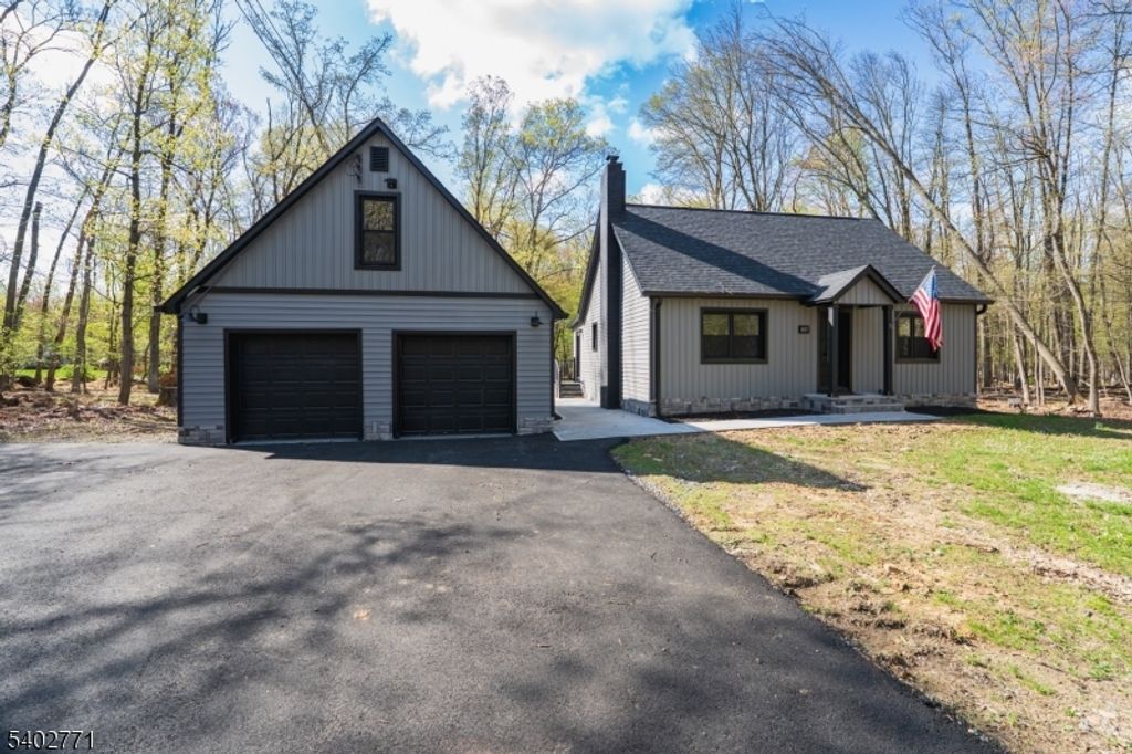 347 Zion Rd, Hillsborough Twp., NJ 08844 — photo 2