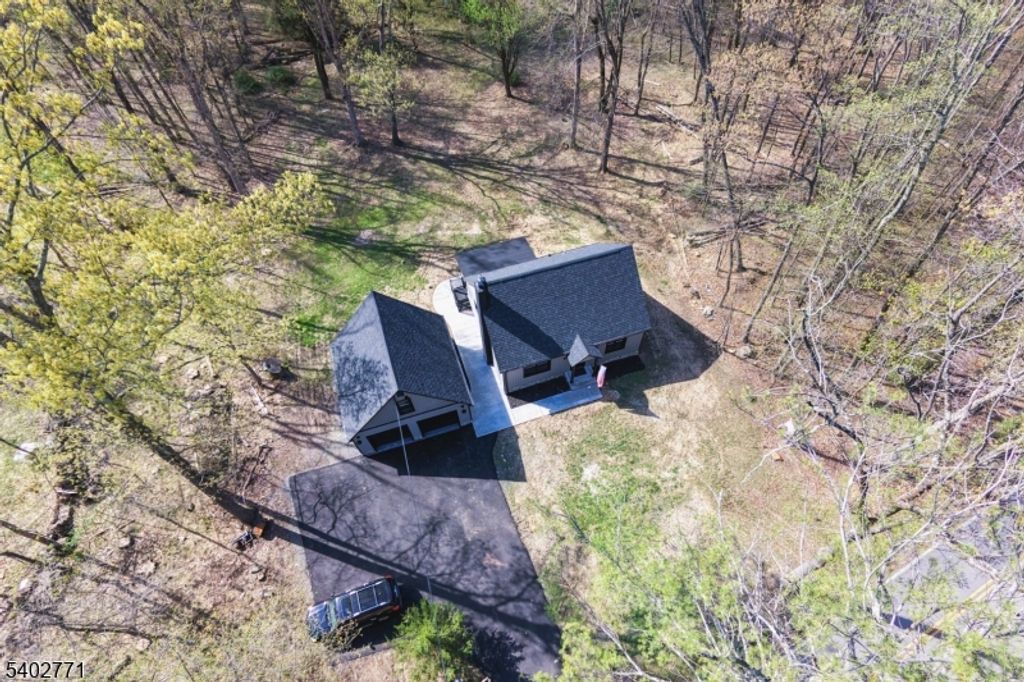 347 Zion Rd, Hillsborough Twp., NJ 08844 — photo 4