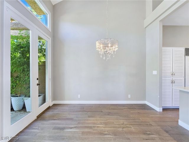 5008 Shoal Creek Circle, Las Vegas, NV 89113