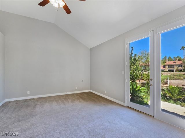 5008 Shoal Creek Circle, Las Vegas, NV 89113
