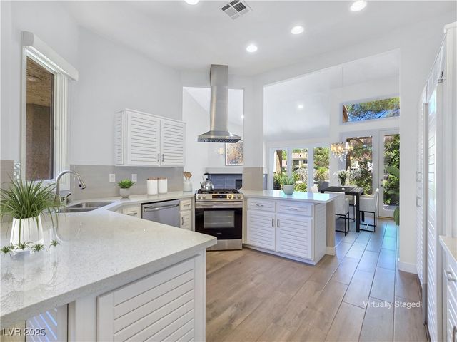 5008 Shoal Creek Circle, Las Vegas, NV 89113