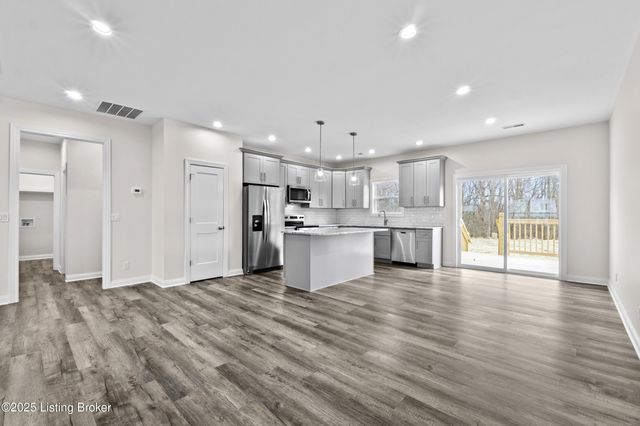 209 Alreva Rd, Louisville, KY 40216