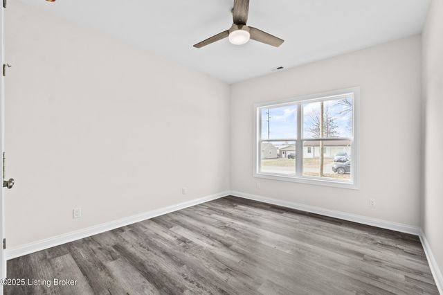 209 Alreva Rd, Louisville, KY 40216