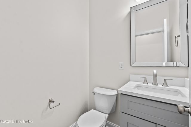 209 Alreva Rd, Louisville, KY 40216