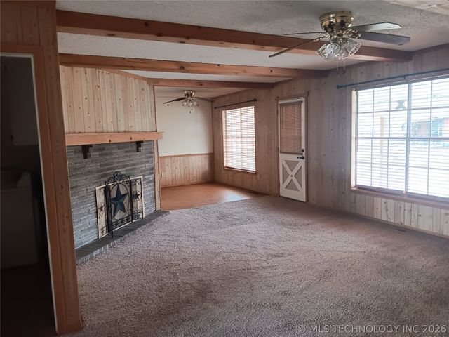 1001 S Colonial Drive, Pryor, OK 74361