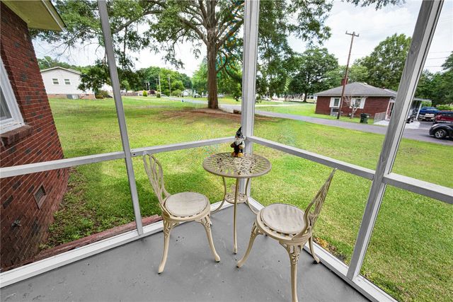 102 Graham Street, Honea Path, SC 29654