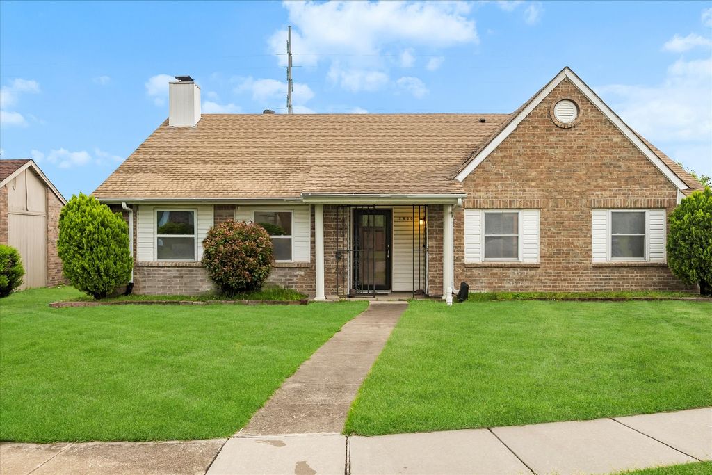 2430 Centennial Drive, Garland, TX 75042