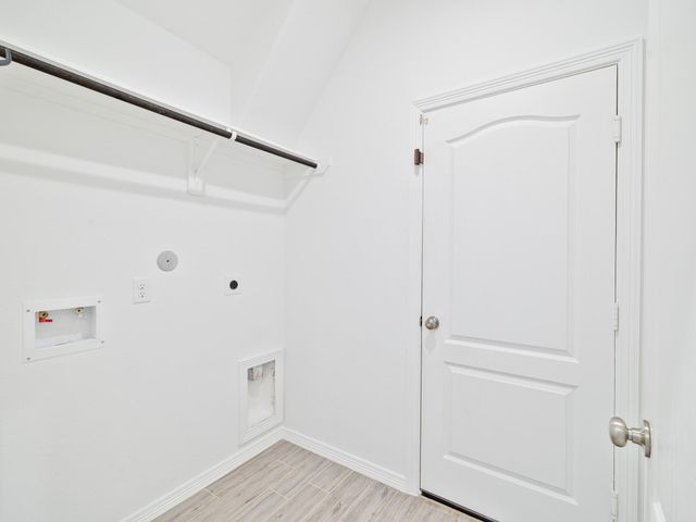 10711 Catclaw Court, Tomball, TX 77375