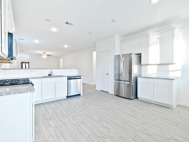 10711 Catclaw Court, Tomball, TX 77375