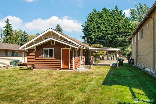 1704 22nd Street, Bellingham, WA 98225