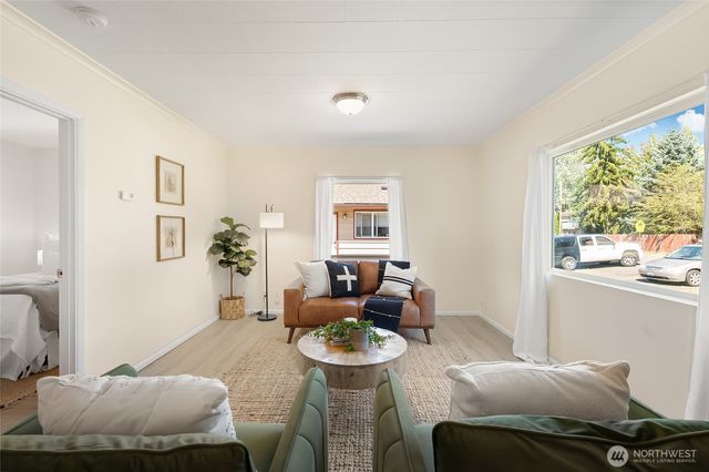 1704 22nd Street, Bellingham, WA 98225