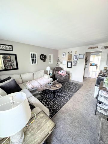 29208 Brittany Drive, Roseville, MI 48066