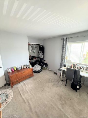 29208 Brittany Drive, Roseville, MI 48066