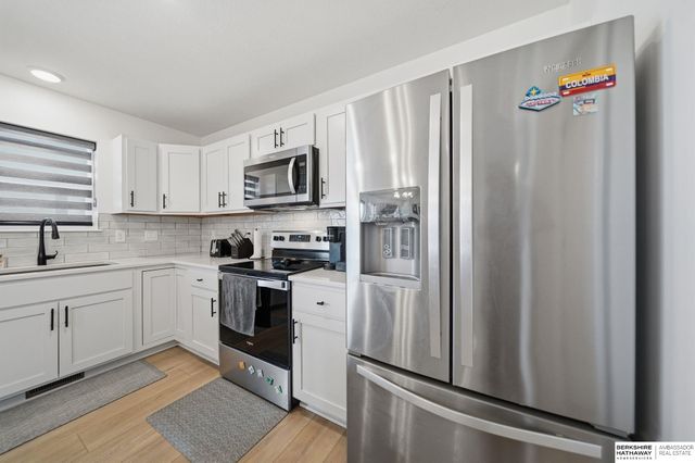7355 N 11th Street, Lincoln, NE 68521