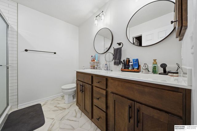 7355 N 11th Street, Lincoln, NE 68521