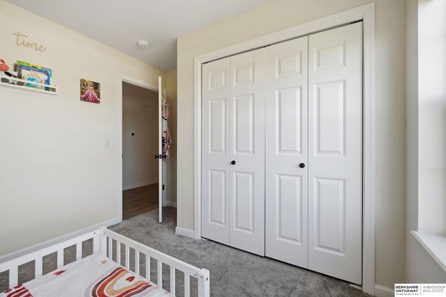 7355 N 11th Street, Lincoln, NE 68521
