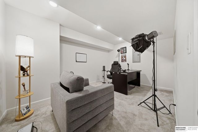7355 N 11th Street, Lincoln, NE 68521