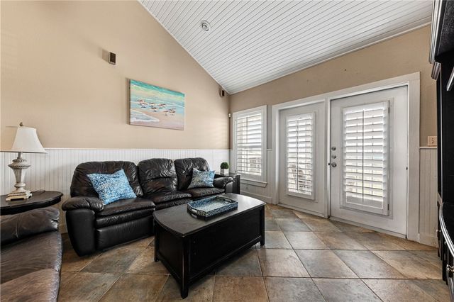 14202 Encantada Ave 704, Corpus Christi, TX 78418