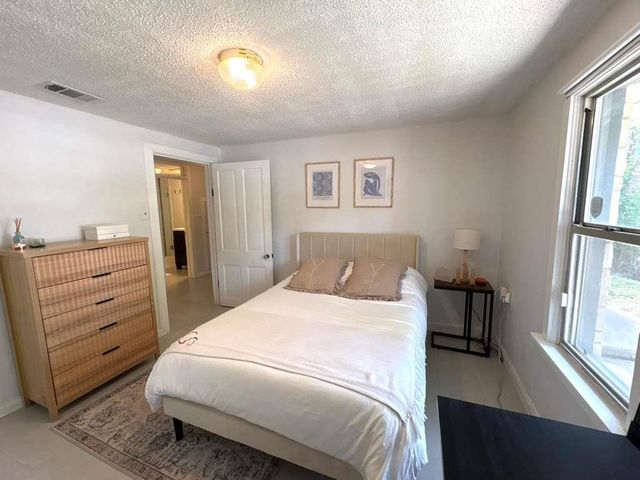 1101 Holly ST 1, Austin, TX 78702
