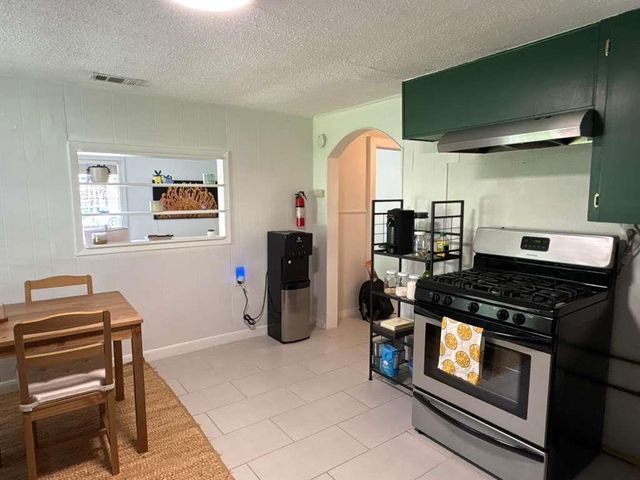 1101 Holly ST 1, Austin, TX 78702
