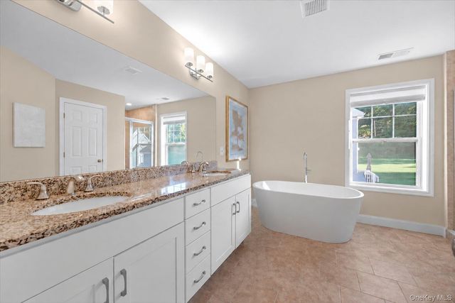 21 N Ridge Road, Mahopac, NY 10541